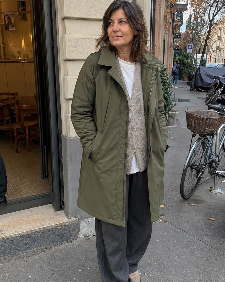 Foto cliente simulata per recensione donna sopra 04
