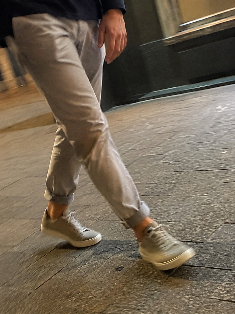 Foto de cliente simulada: calzado de hombre