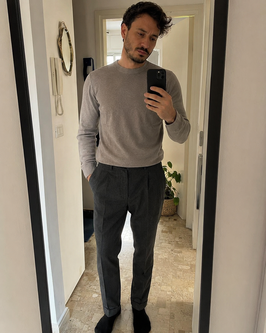 Foto cliente simulata per recensione uomo pantaloni 3
