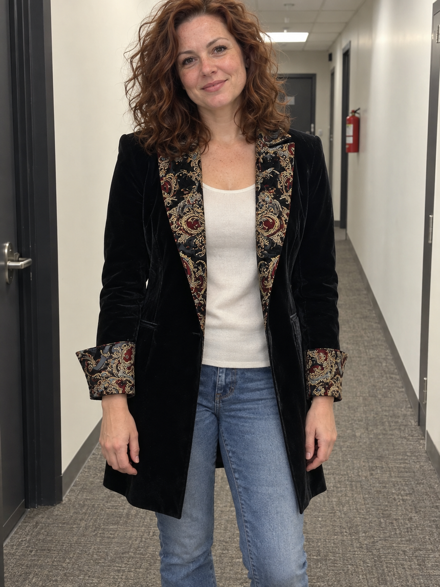 Foto · Vivia · Blazer nero barocco
