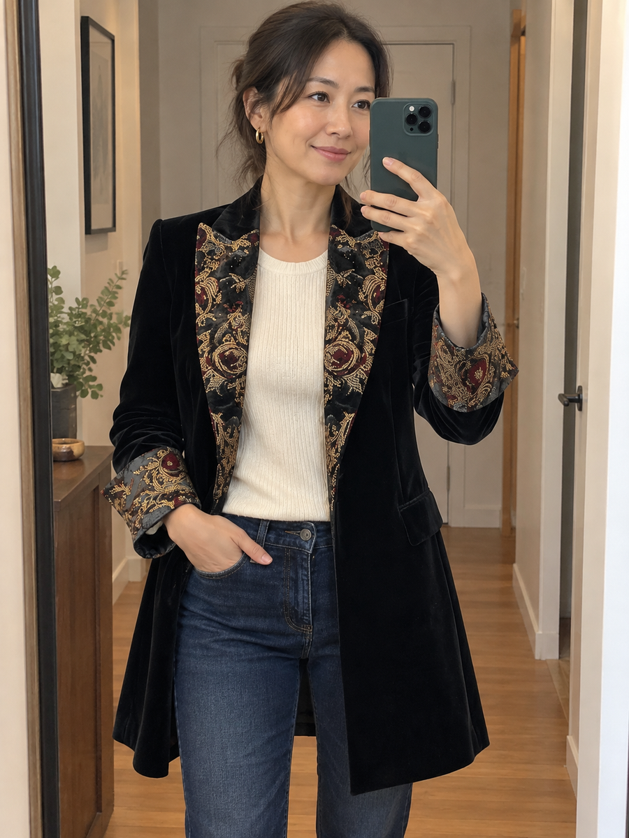 Foto · Vivia · Blazer nero barocco
