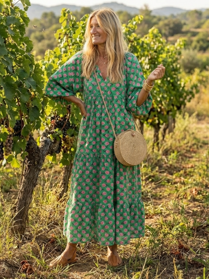 Fiora | Abito midi con stampato floreale, cuello en V y capas