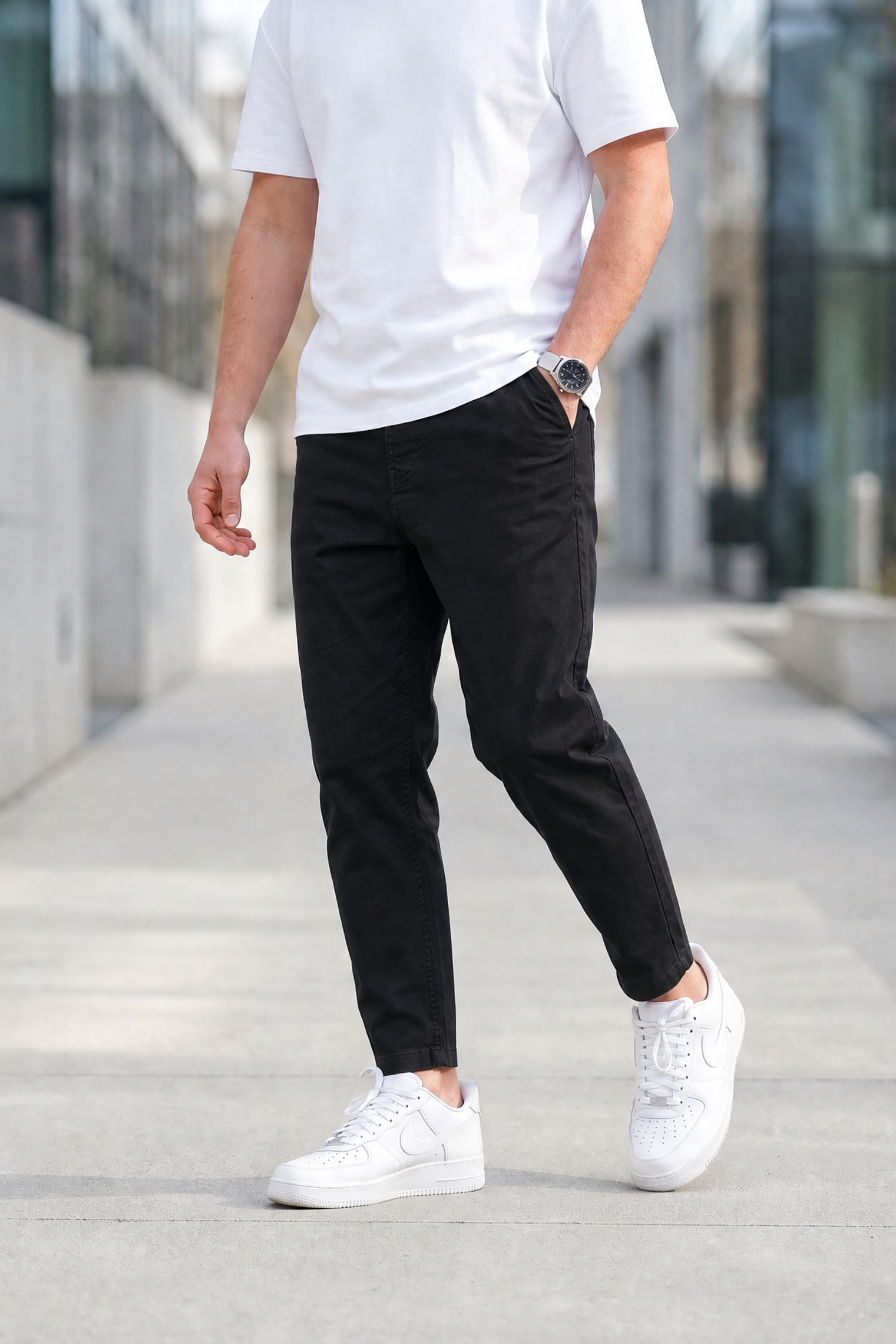 Evandro · Pantalone 7/8 Nero — indossato in strada
