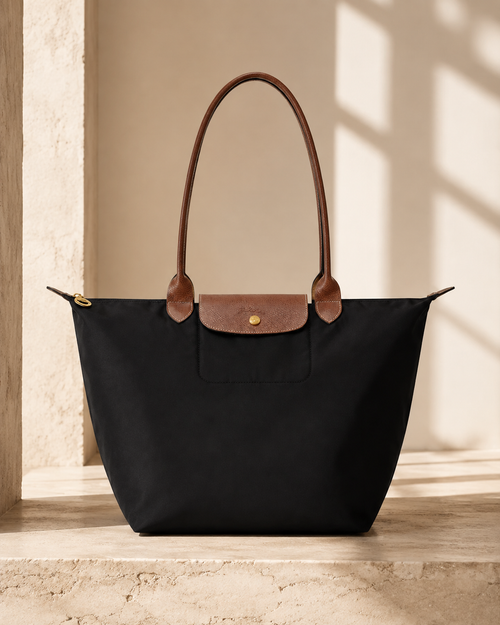 Borsa Aurelia nera su fondo travertino