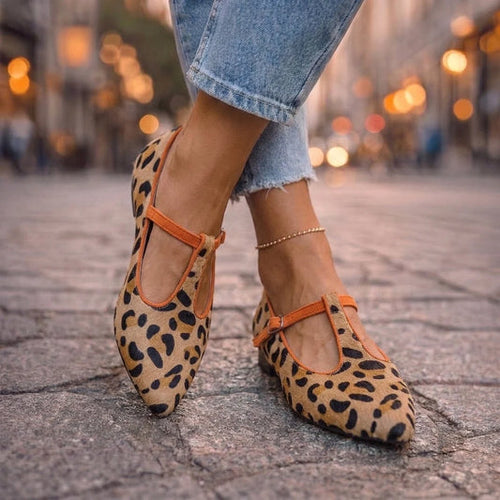 Celeste · Ballerine a punta con doppia fibbia