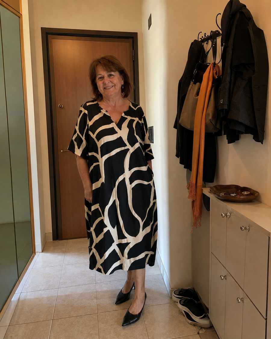 Foto cliente simulata per recensione donna abiti 06