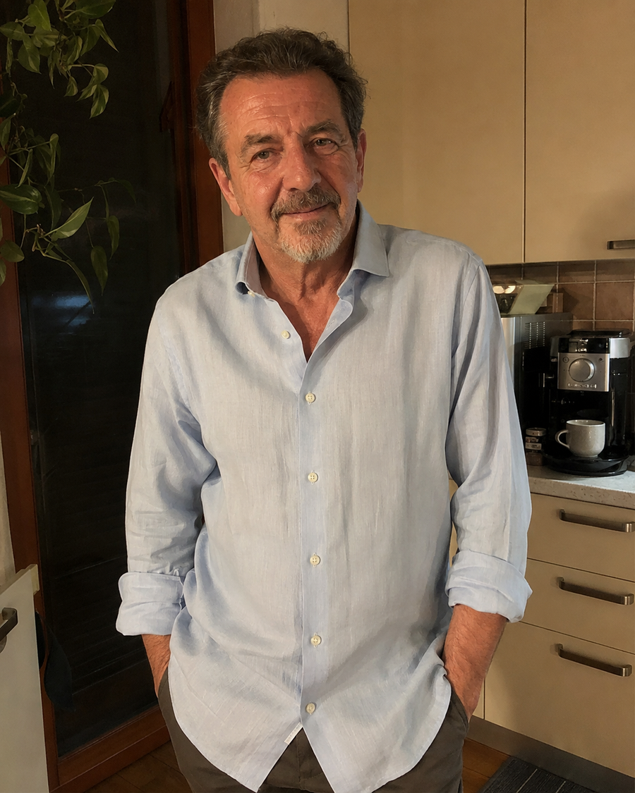 Foto cliente simulata per recensione uomo sopra 5