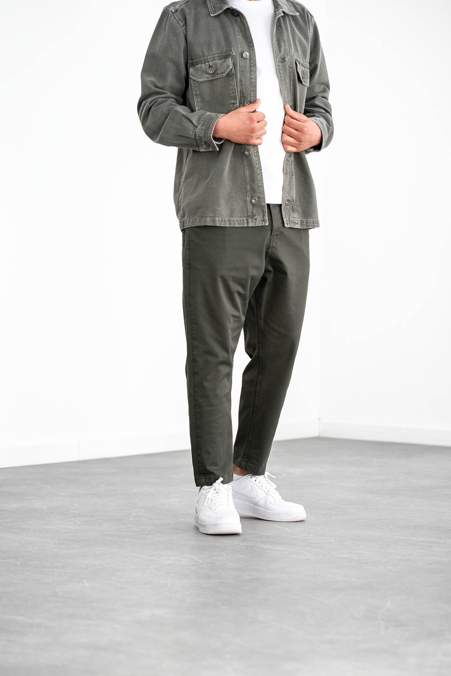 Evandro · Pantalone 7/8 Kaki — look completo