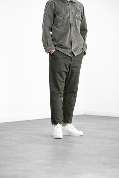 Evandro · Pantalone 7/8 Kaki — con sovracamicia