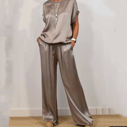 Rita · Set di camicetta e pantaloni in seta