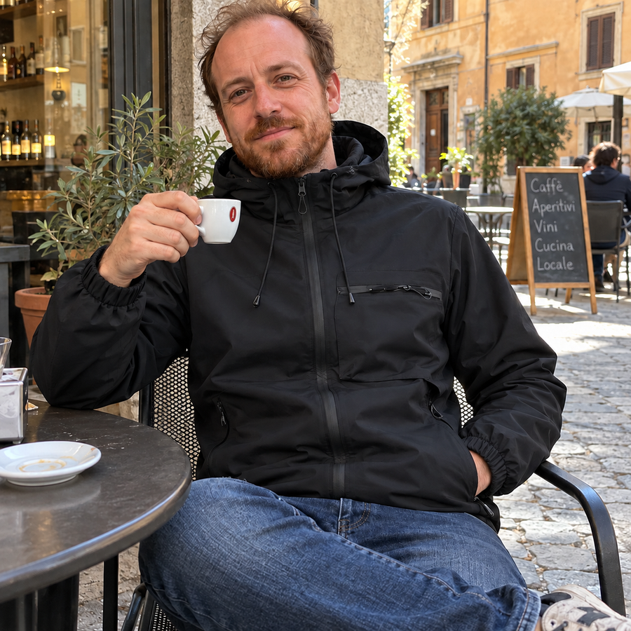 Foto del cliente per Vittore · Giacca idrorepellente con cappuccio